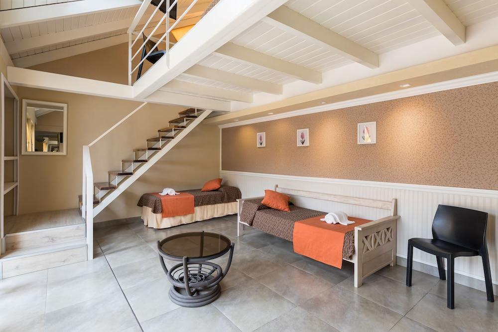 Club House Hotel Villa Carlos Paz Zewnętrze zdjęcie